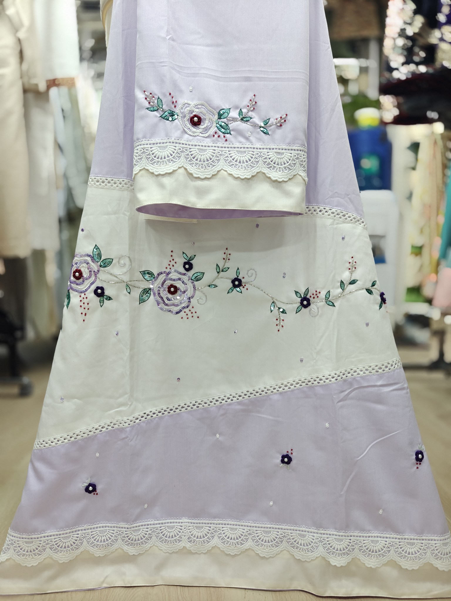 Purple White Handwork Rida Purple White Handwork Rida